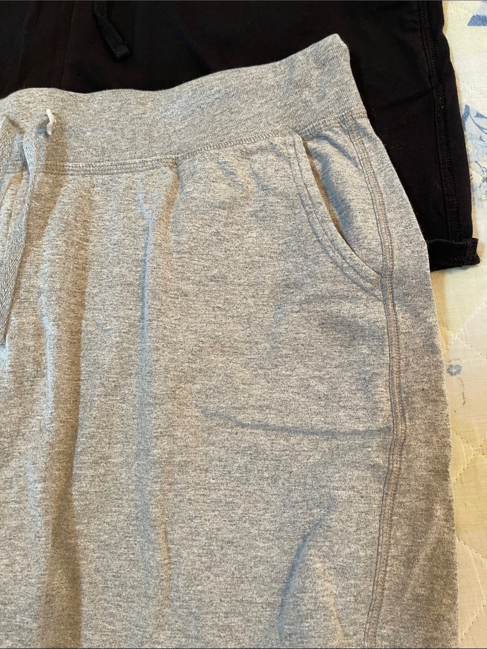 3 pair Hanes women’s 90%cotton, 10%polyester shorts, XL - Picture 2 of 5